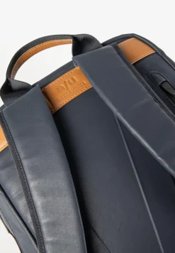 Aunts & Uncles Hamamatsu Rucksack 13