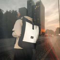 Johnny Urban Rucksack Allen Large - Variante: Black Reflektive
