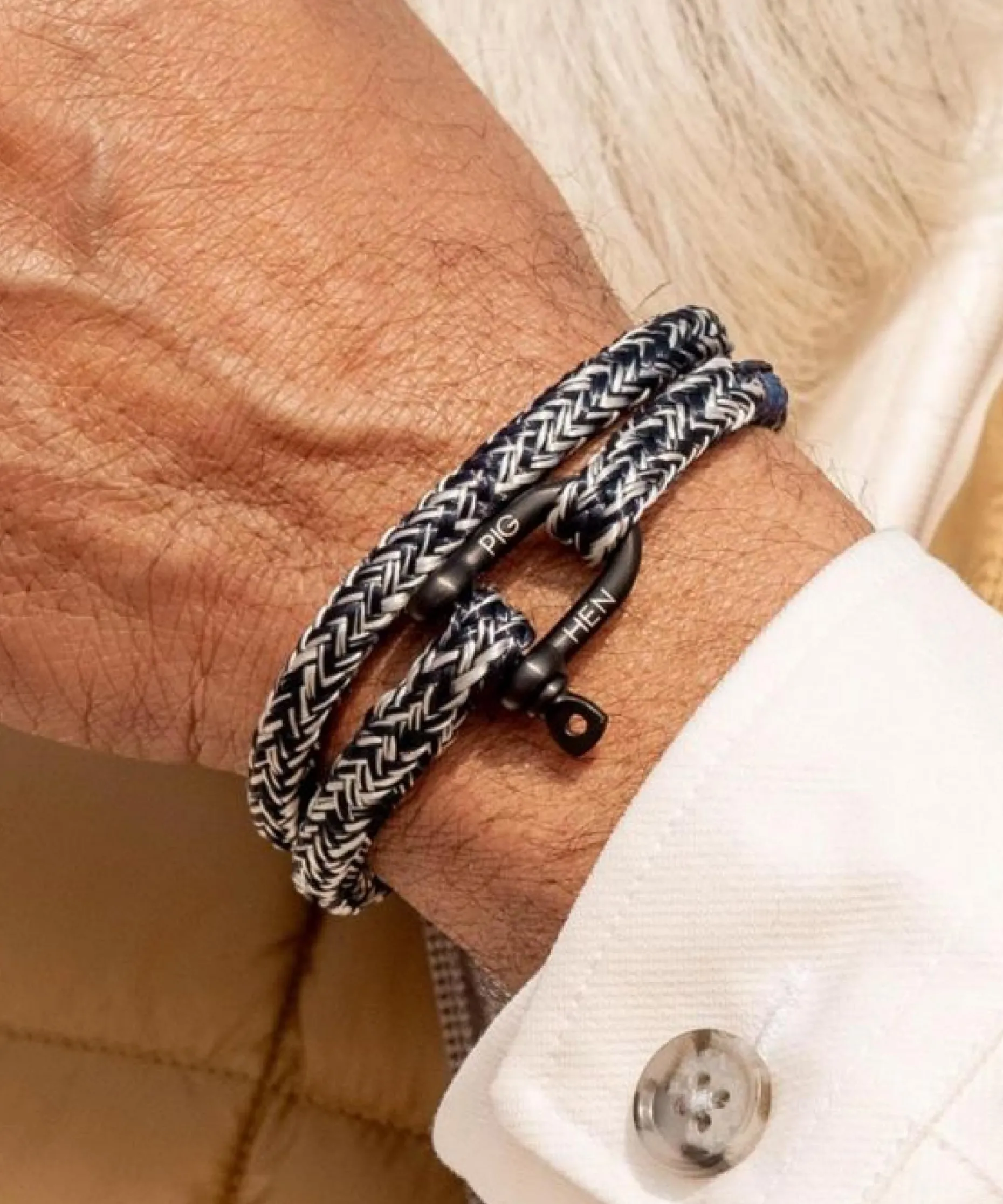 Pig & Hen Armband Salty Steve Navy/Offwhite