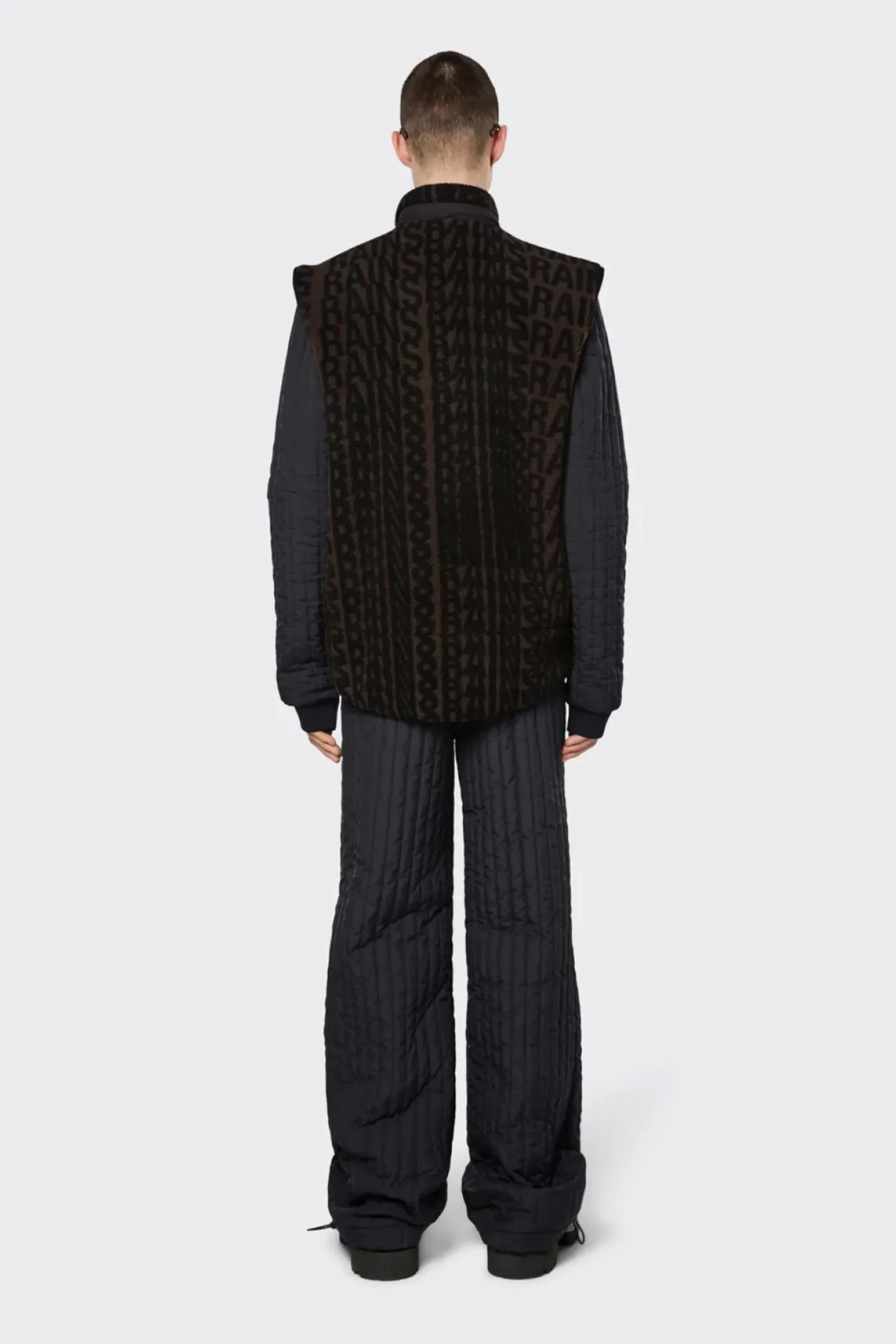 Rains Weste Heavy Fleece Vest Wood-Black Monogram